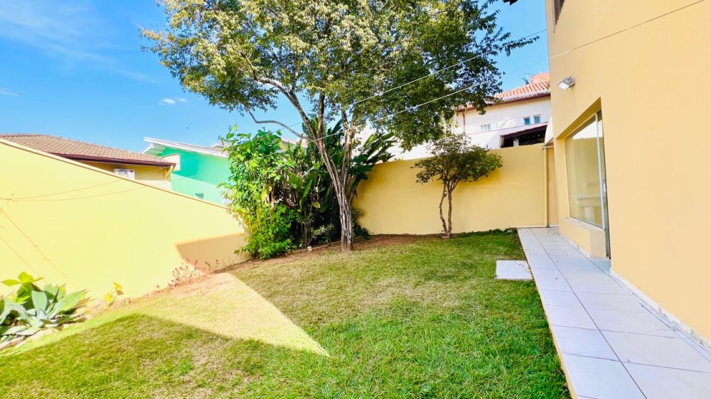 Casa em Condomnio - Aluguel - Pinheirinho - Vinhedo - SP