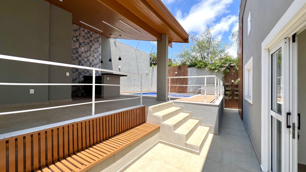 Casa em Condomnio - Aluguel - Pinheirinho - Vinhedo - SP