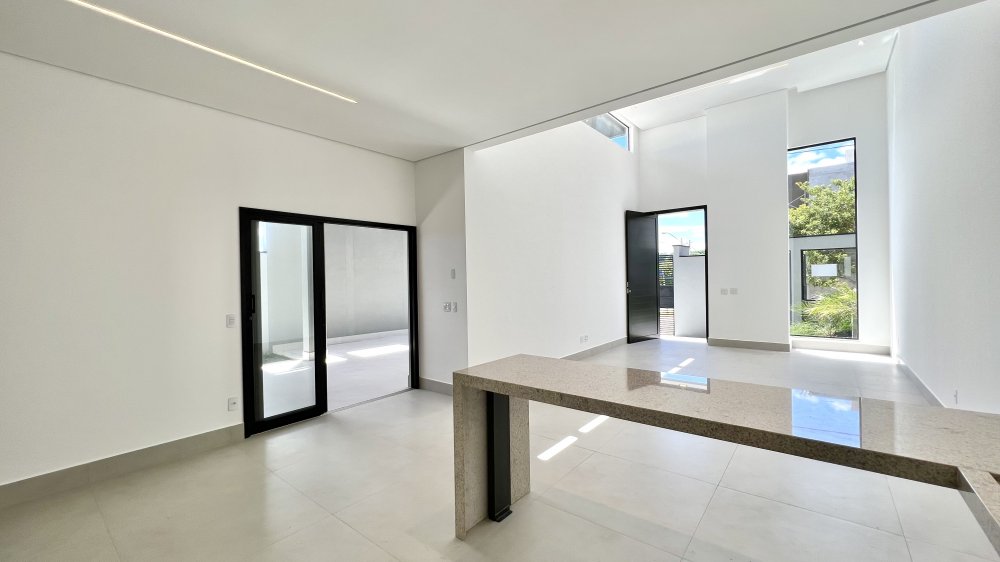 Casa - Venda - Pinheirinho - Vinhedo - SP