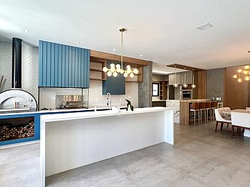 Casa de Alto Padro em Condomnio de Vinhedo